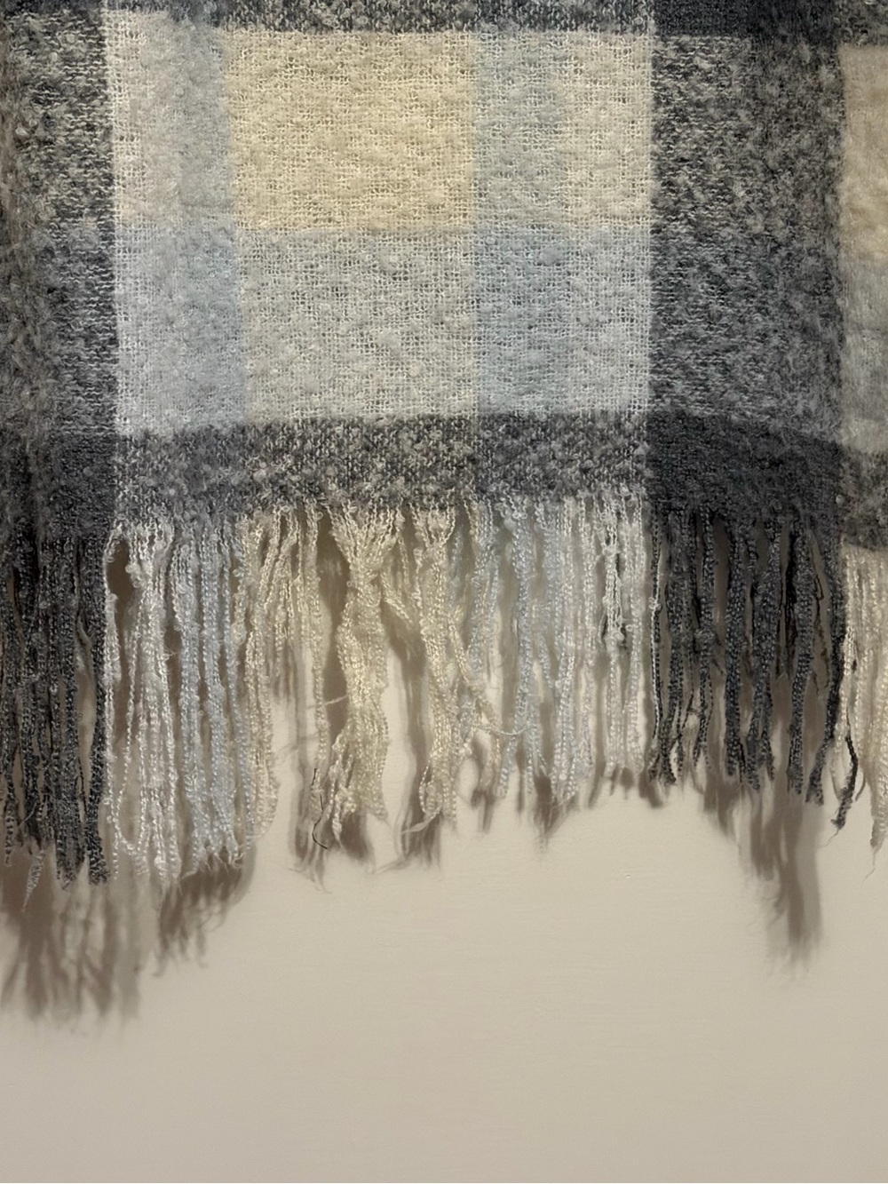 Cozy Plaid Fringe Sleeveless Knit Scarf in Gray & Cream - Picture 2 of 7